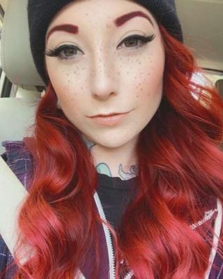Mary Tsunami, Alternative model with an epic booty