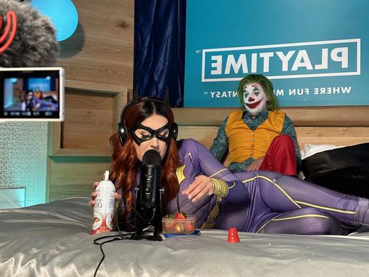 ASMR SEXY COSPLAY! super hot