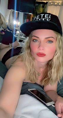 Fuck the back of my throat and make me swallow or Run?