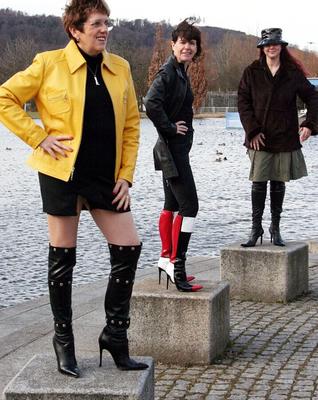 Booted Babes - BBCD