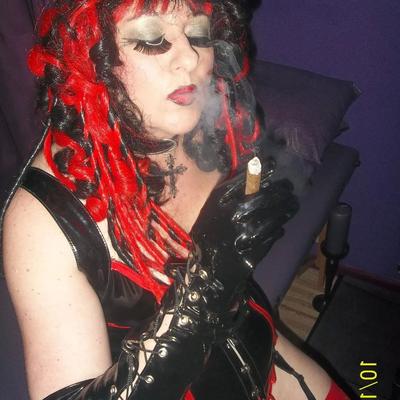 SHIRLEY SLUT 10