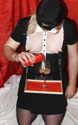 Sissy Served drinks by Glass