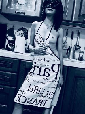 Maja Amateur wife posing in the kitchen