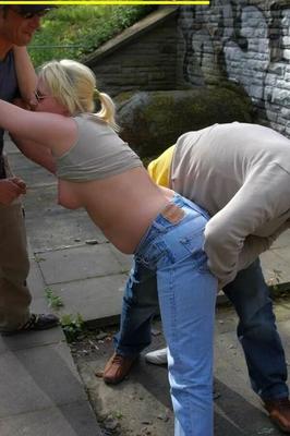 Blonde cum slut Dany Sun fucking outdoor