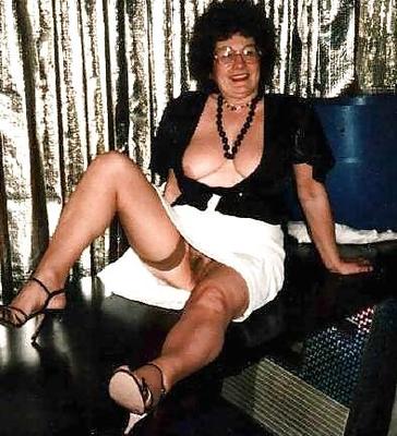 Mature Crummy woman