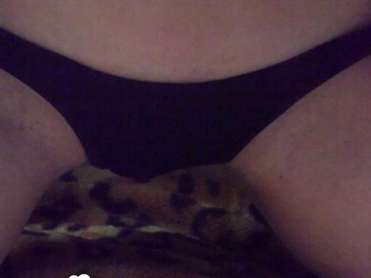 Sensational brunette stepsister performs for the camera