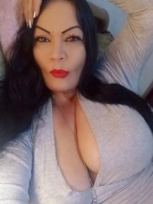 Beautiful Milfs Who love to be worship by Young boys