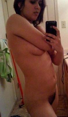Komplettes Set einer sexy Perserin mit haariger und rasierter Muschi