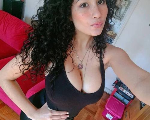 Instagirl