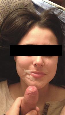 Brunette espagnole - Vous cherchez plus d'informations sur elle
