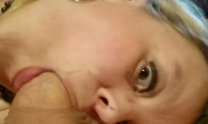SuTho69 Deep In My Throat - 12 Pics