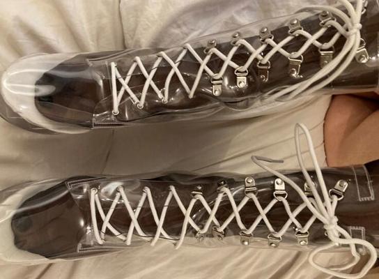 Bottes et nylons en plastique PVC transparent 2