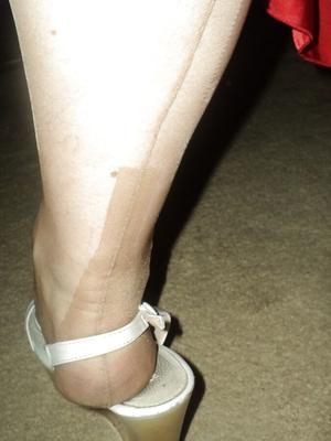 fully fashiond stockings