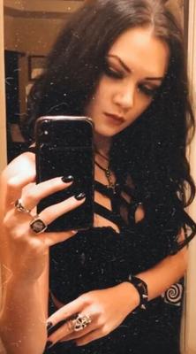 Metal Girls Like It Hard