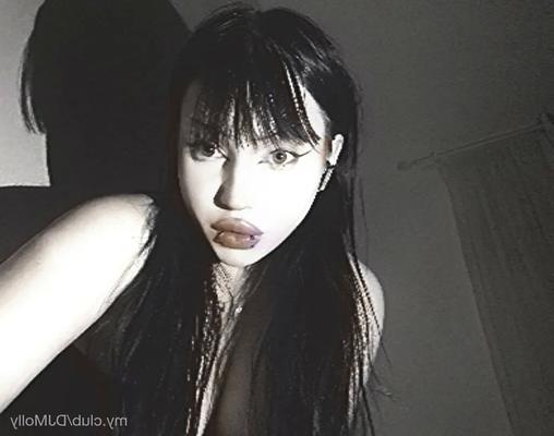 Molly🧿 Free Photos - 23 Pics
