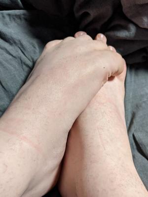 Feet Pictures rub my feet!