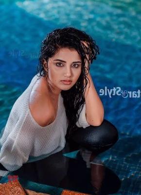 anupama parameswaran chaud