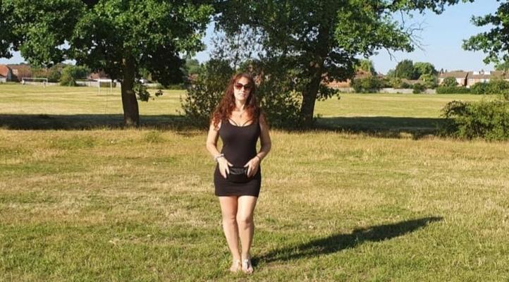 Greek Facebook Milf : Georgia