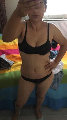Turkish MILF Cigdem