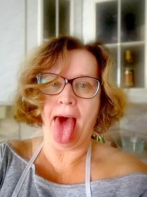 Gilf milf face to cum mix