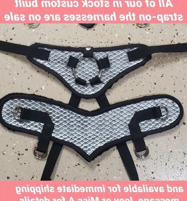 ストラップオンハーネス