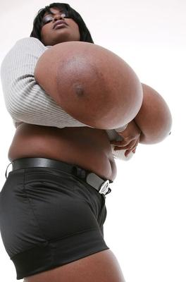 Miosotis Huge under shirt peak