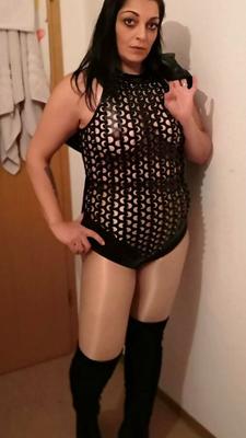 素人光沢のあるパンスト熟女ビッチエヴァ