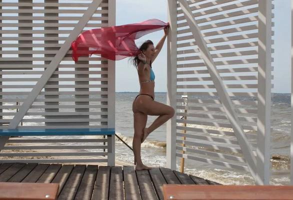 On the Kuchugury beach