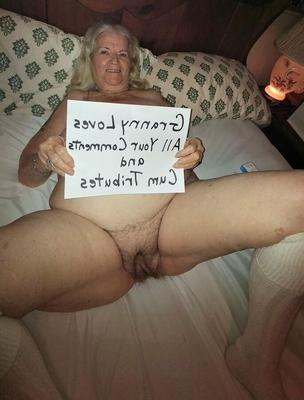Granny in stockings is a meaty fuckdoll