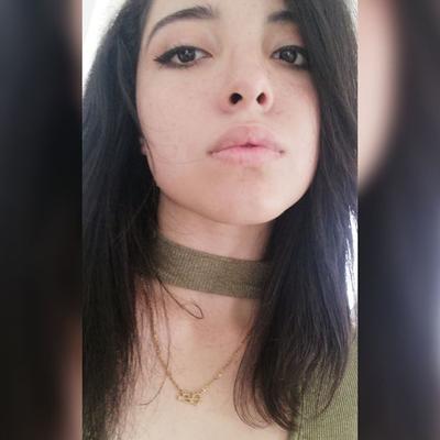 Vanessa, Mexicana, no desnuda, para masturbarse mirandola