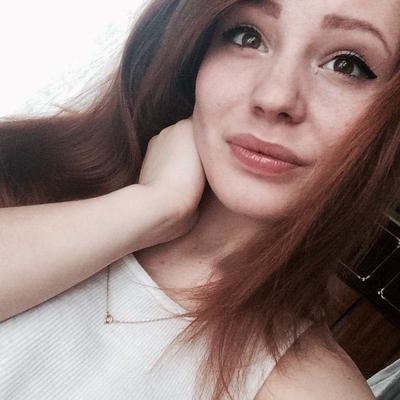 русская девушка dfsaew