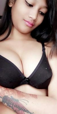 indian ex gf nude topless handbra leaked pics , monika arora