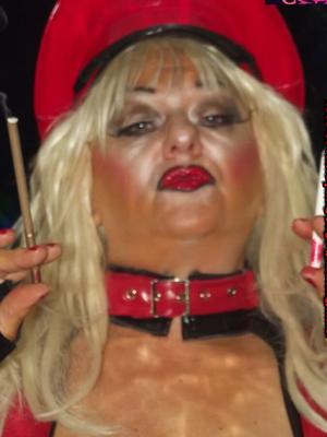 RUBBER WHORE