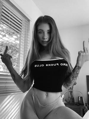 sensualidad en blanco y negro