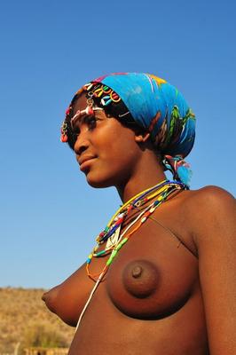 African women nude