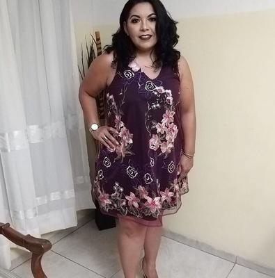 Eugenia, madura, no desnuda.