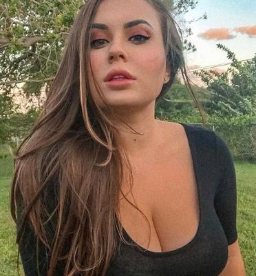 Rezarta M nude