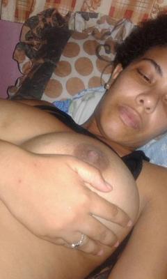MONITA Y PUTAIN MILF MAMAN
