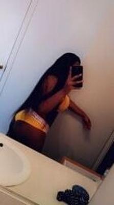 Melahni Golden