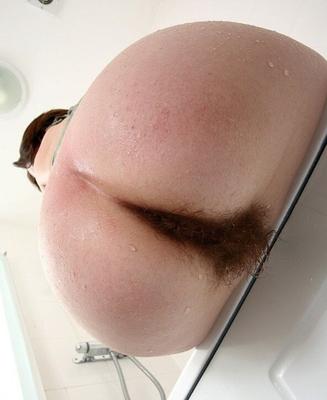 BIG BUTTS