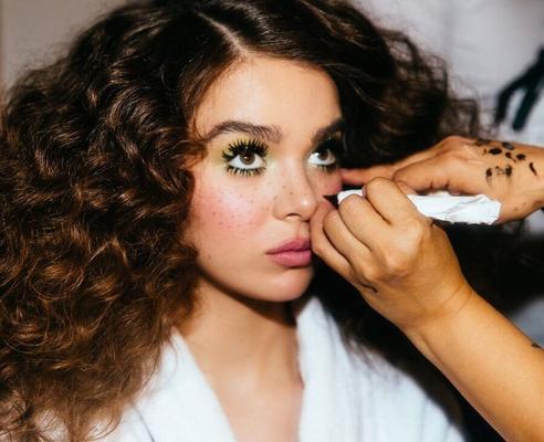 Jerk For Hailee Steinfeld