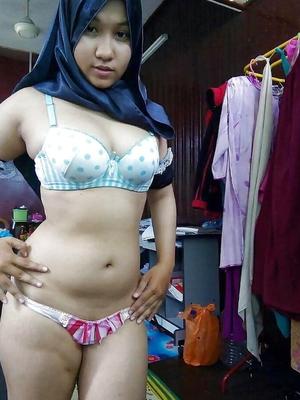Malaysian Hijaber Girl