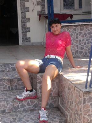 Greek Short hair Milf from Social Media : Eleni