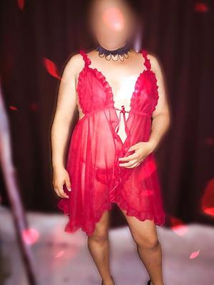 Sexy wife red