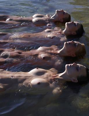 グループ水