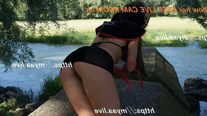 Dracula girl flashing pussy in park