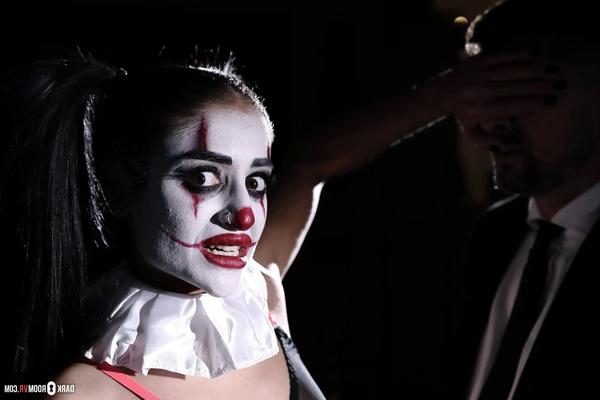 Pretty clown girl wants a big cock in scary VR porn - 150 Pics