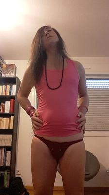 Tygra in her pink new top.