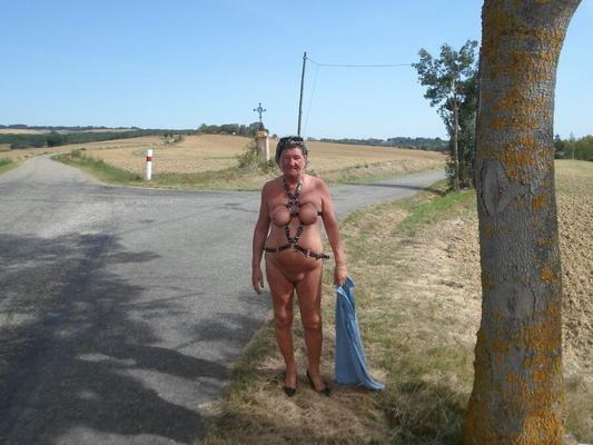 HENRIETTE Y FRENCH WHORE FROM TOULON