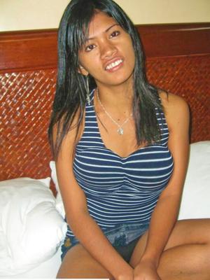 BIG BOOTY FILIPINA FEMALE